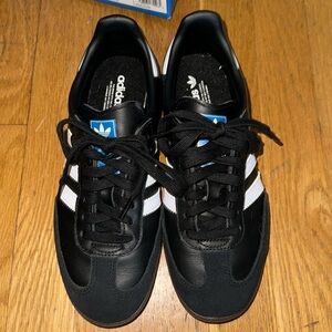 Adidas Sambas
